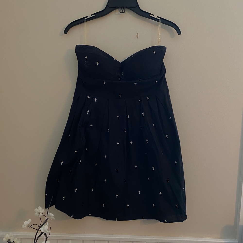 Strapless cross print dress